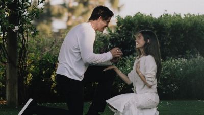 Justin Herbert, Madison Beer announce engagement - ESPN