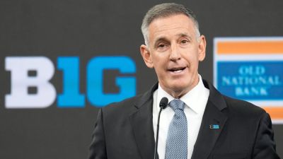 Big Ten commissioner Petitti boasts league's dominance over SEC - ESPN