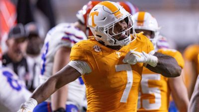 Tennessee's Arion Carter suspended 2 games over $427 flight - ESPN