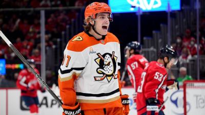 Philadelphia Flyers - Leon Draisaitl - Edmonton Oilers - Trevor Zegras - Flyers tender offer sheet to Ducks star Leo Carlsson - ESPN - espn.com - state Indiana - Philadelphia