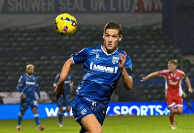 Gillingham defender Sam Gale announces his decision to leave the club and joins Championship side Barnsley on a three-year contract