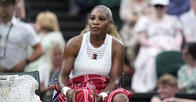 Serena Williams pulls out of Wimbledon doubles due to knee injury