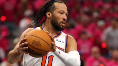 Jalen Brunson - Sources: Knicks' Jalen Brunson having surgery on left wrist - ESPN - espn.com - New York
