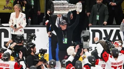 Hurricanes owner gets dragged for putting his kids names on the Stanley Cup