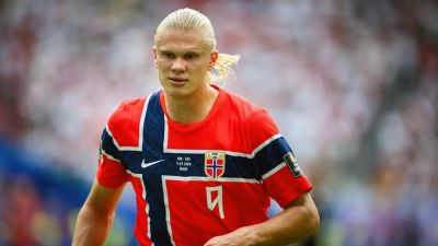 Tom Cruise - Michael Jordan - David Beckham - Dan Dakich - Brad Pitt - Sophie Cunningham - Norwegian soccer star Erling Haaland's top-tier summer continues, snags pinnacle of celebrity photo-ops - foxnews.com - Norway - Jordan