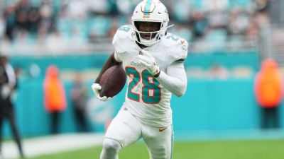 Jeff Hafley on De'Von Achane workload: He 'better be in good shape' - ESPN