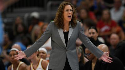 Fever's White rips critics, says she 'will always stand by' players - ESPN