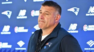 Mike Vrabel - Dianna Russini - Mike Vrabel is finally asked about his family counseling sessions made necessary by the Dianna Russini scandal - foxnews.com