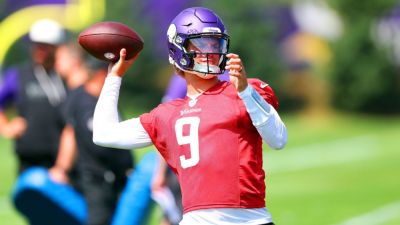 Kyler Murray - Carson Wentz - Kevin Oconnell - J.J.Maccarthy - J.J. McCarthy wants to stay with Vikings after losing QB job - ESPN - espn.com - county Murray - state Minnesota