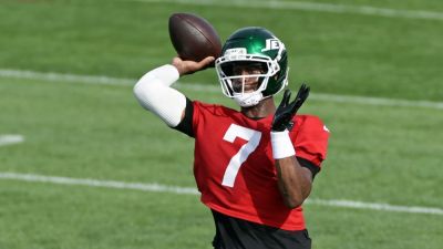 Zach Wilson - Aaron Glenn - Garrett Wilson - Cade Klubnik - Jets' Geno Smith scratched vs. Bucs due to sore ankle, is day-to-day - ESPN - espn.com - New York - state New Jersey - county Rutherford - county Bay