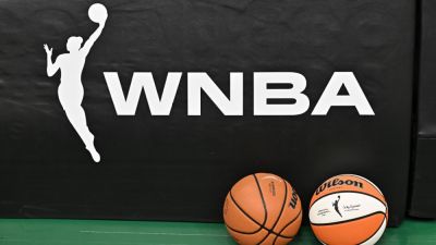 WNBA icons link discourse, scrutiny of league to growth, success - ESPN