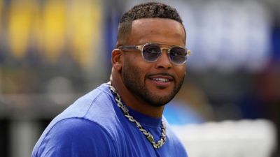 Aaron Donald decision has no 'invisible deadline,' Sean McVay says - ESPN