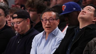 Knicks title run 'embarrassing' to Nets, owner Joe Tsai says - ESPN