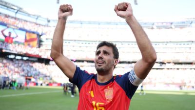 Rodri seals transfer to Barcelona after seven-year stint at Man City - ESPN