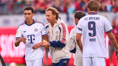 Bayern Munich's Musiala: Treatable seizures reason for collapses - ESPN