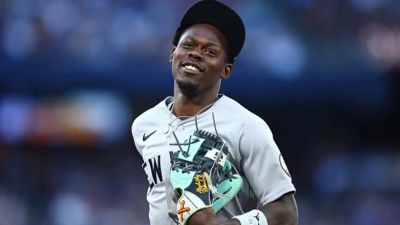 Caitlin Clark - Carlos Rodon - Jackson Holliday - Yankees' Jazz Chisholm boots routine grounder, immediately blames umpire as replay tells another story - foxnews.com - Canada - New York - state Indiana - county Centre - county Ontario - county Rogers