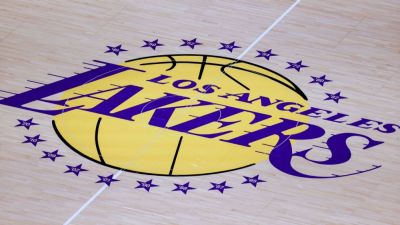 Lakers minority owner Dr. Patrick Soon-Shiong not selling 4% stake - ESPN