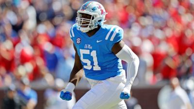 Group of players granted restraining order enter transfer portal - ESPN