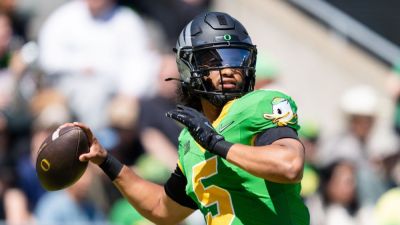 One bet for every CFB team in the AP preseason poll -- and three bonus bets to keep an eye on - ESPN - espn.com - Georgia - state Oregon - state Indiana - state Texas - state Michigan - state Iowa - state Ohio