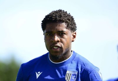 Gareth Ainsworth - Bradley Dack - Luke Cawdell - Liam Gordon - Medway Sport - Gillingham manager Gareth Ainsworth concerned by another injury blow as Kadeem Harris is stretchered off at Fleetwood - kentonline.co.uk