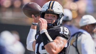 Pete Thamel - Sources: Vandy tabs Berlowitz QB1; 5-star Curtis to play in opener - ESPN - espn.com - Georgia - state Delaware - state Oklahoma - state New Mexico