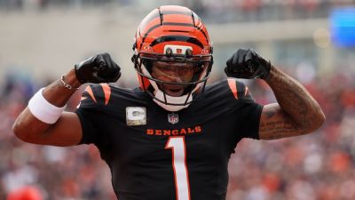 Bengals' Ja'Marr Chase says he is 'fine' after injury scare - ESPN