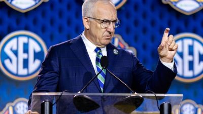 SEC draws rule to stop NFL, NBA, WNBA players from returning - ESPN