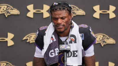 Ravens' Lamar Jackson says injuries led to running less in 2025 - ESPN