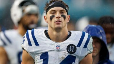 Colts activate No. 1 WR Alec Pierce off PUP list - ESPN