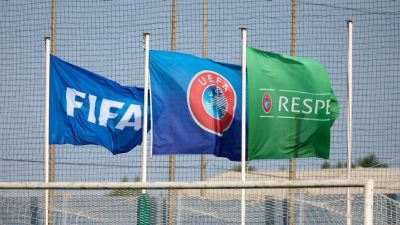 Sources: UEFA prepares criminal complaint against FIFA's Infantino over World Cup sell-off - ESPN