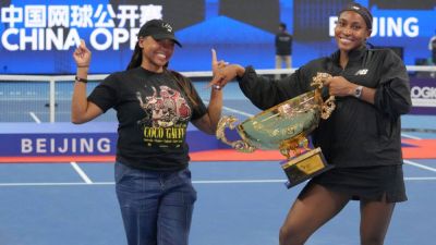 Coco Gauff backs mother for squashing US Open ticket requests - ESPN