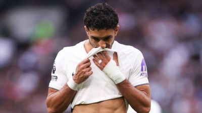 Tottenham suffer back-to-back Premier League defeats after Newcastle inflict 2-0 loss on Roberto De Zerbi's side - ESPN