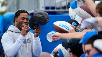 Jared Goff - Dan Campbell - Jahmyr Gibbs - Williams - Bijan Robinson - Amon St Brown - Lions' Gibbs on hold-in: 'Time will tell' when I return to field - ESPN - espn.com - county Allen - state Michigan - county Park