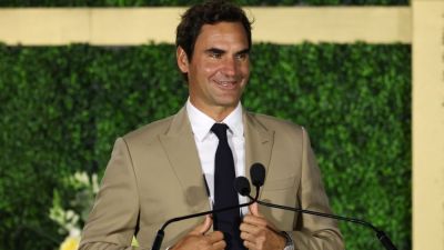 Roger Federer - Billie Jean - International - Roger Federer brought to tears during Hall of Fame induction - ESPN - espn.com - Switzerland - county Newport - state Rhode Island