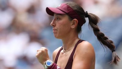 Jessica Pegula shakes off nerves, starts US Open with win vs. Ruse - ESPN