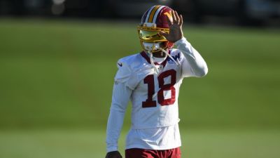 Stefon Diggs settles in with Commanders, ups NFL best talk - ESPN