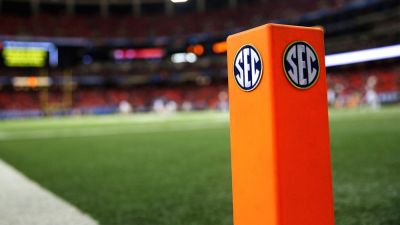 Tennessee chancellor says SEC 'will not budge' on NFL rule - ESPN