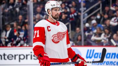 Red Wings - Dylan Larkin to attend Red Wings camp despite trade request - ESPN - espn.com - state Michigan - county Bay