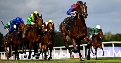 Aidan O’Brien’s Darkness Falls puts down early marker for Derby