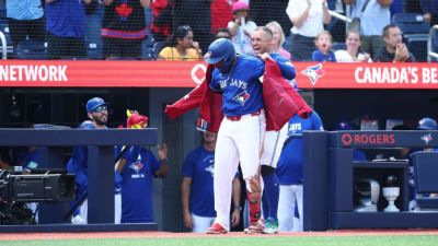 John Schneider - Vladimir Guerrero-Junior - Blue Jays - Vladimir Guerrero Jr. ends home run drought in Toronto - ESPN - espn.com - state Texas - county Centre - county Rogers