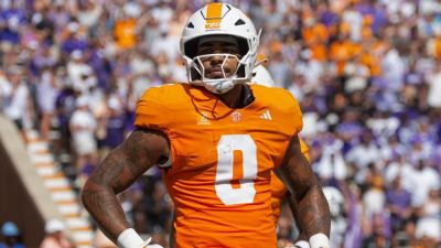 Tennessee TE Ethan Davis (ACL) to miss remainder of season - ESPN