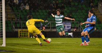 Super-sub John McGovern sends Shamrock Rovers top with double against Waterford - breakingnews.ie