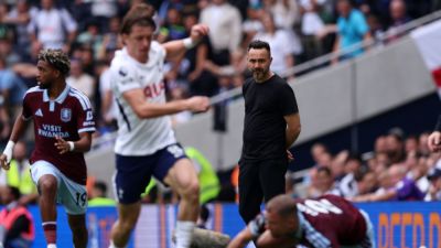 Roberto De Zerbi refuses to speak to Tottenham players, calls on 'leaders' to 'lead' - ESPN