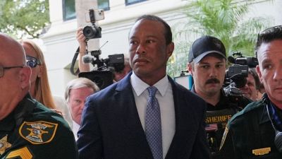 Tiger Woods strikes plea deal, has driver's license suspended 5 years - ESPN