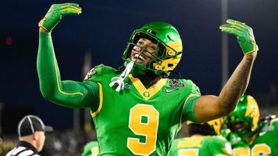 2026 college football simulations: CFP, conference title odds - ESPN