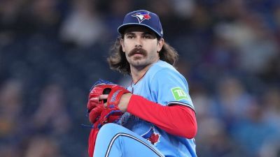 Blue Jays ace Dylan Cease undergoes MRI, won't make next start - ESPN