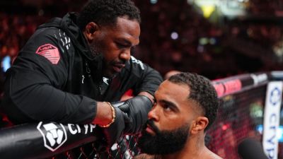 Jones takes responsibility for Steveson leaving octagon early - ESPN