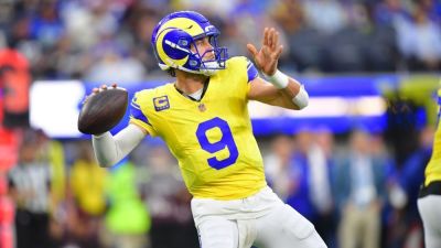 Rams' Stafford passes Rivers for 6th all time in passing TDs - ESPN