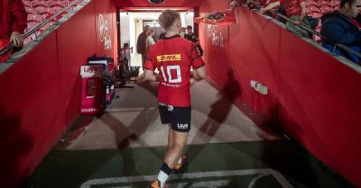Mature beyond his years, Munster’s O’Shea receives vote of confidence amid 10 crisis - breakingnews.ie