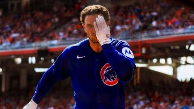 Cubs expect Alex Bregman back for playoffs after foul ball to face - ESPN